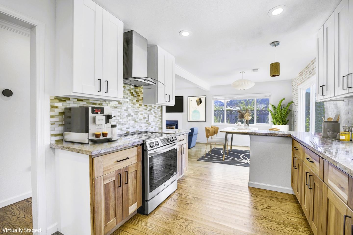 Detail Gallery Image 14 of 47 For 1043 Aragon Ct, Pacifica,  CA 94044 - 3 Beds | 2 Baths