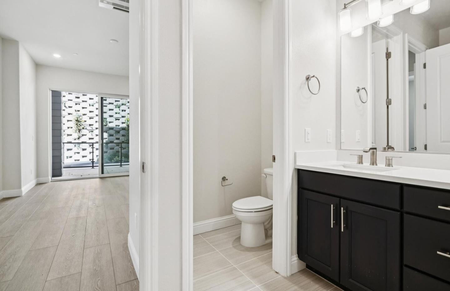 Detail Gallery Image 19 of 39 For 2425 Willow Way, San Mateo,  CA 94403 - 3 Beds | 2 Baths