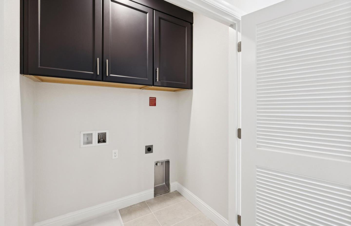 Detail Gallery Image 29 of 39 For 2425 Willow Way, San Mateo,  CA 94403 - 3 Beds | 2 Baths