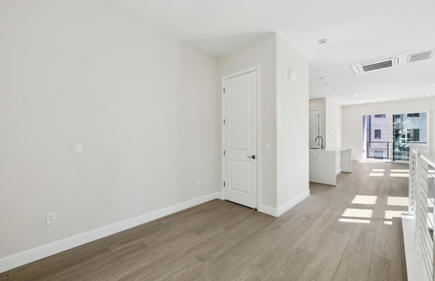 Detail Gallery Image 35 of 39 For 2425 Willow Way, San Mateo,  CA 94403 - 3 Beds | 2 Baths