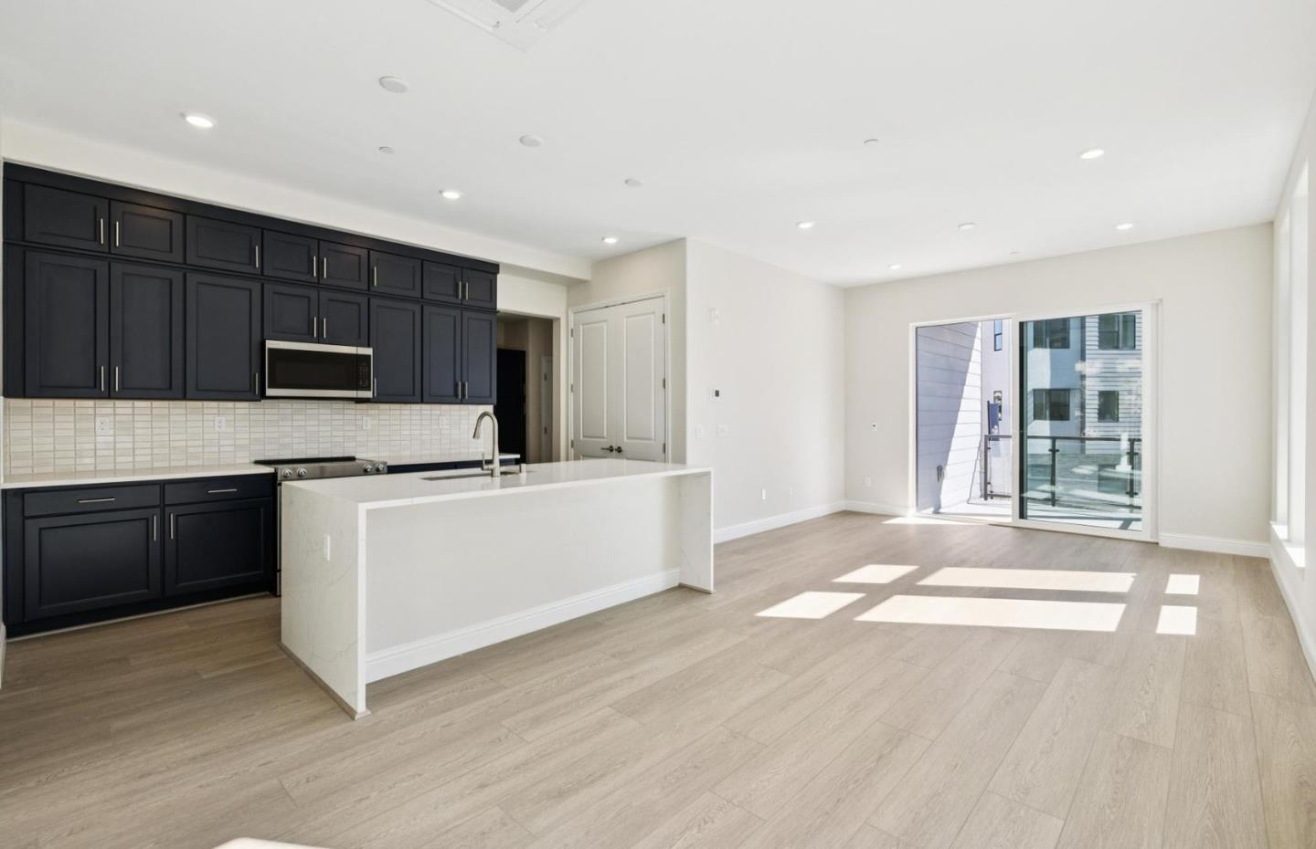 Detail Gallery Image 37 of 39 For 2425 Willow Way, San Mateo,  CA 94403 - 3 Beds | 2 Baths