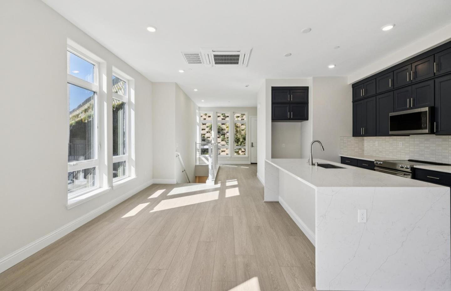 Detail Gallery Image 38 of 39 For 2425 Willow Way, San Mateo,  CA 94403 - 3 Beds | 2 Baths