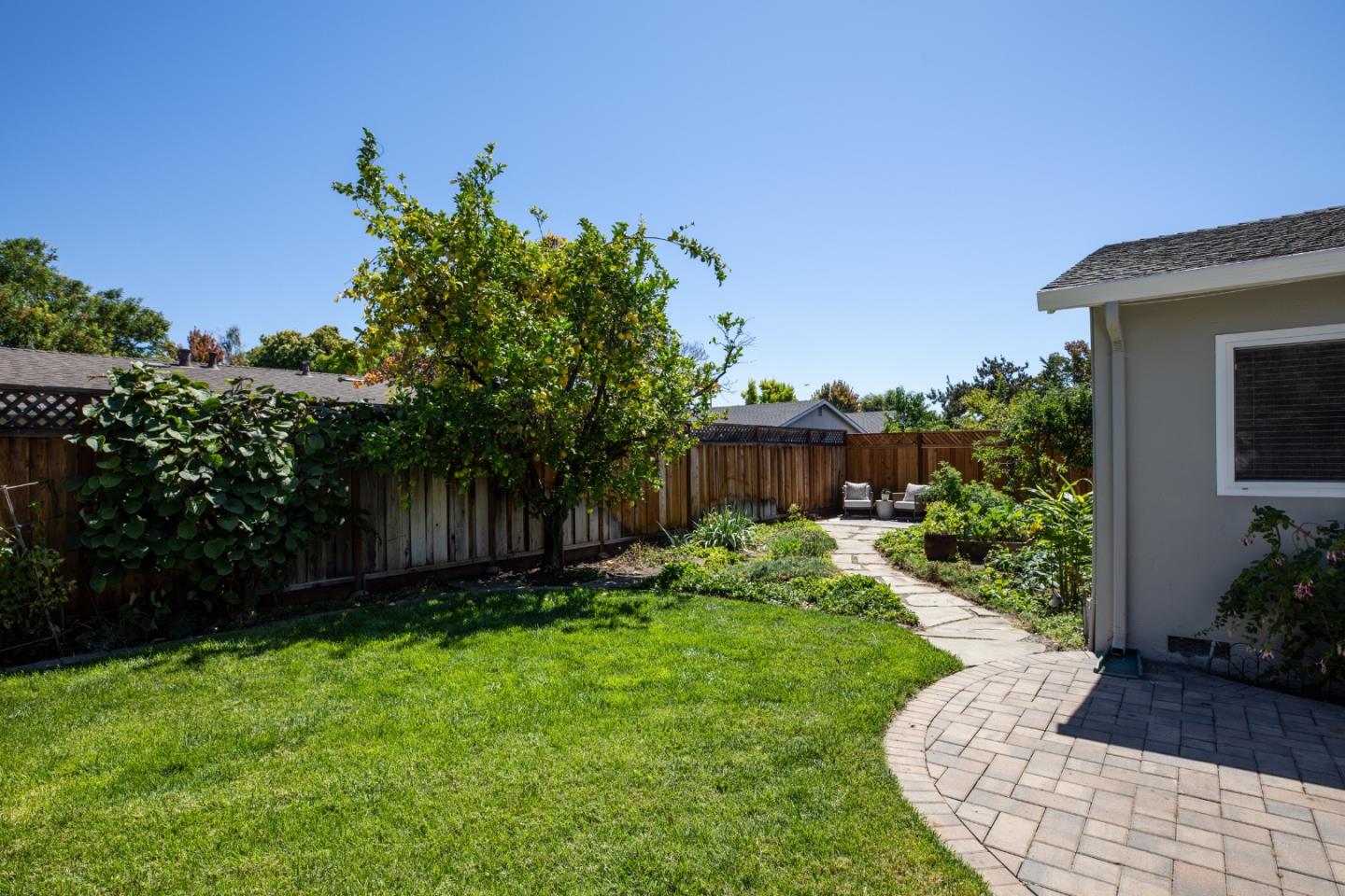 Detail Gallery Image 28 of 33 For 4408 Glenpark Dr, San Jose,  CA 95136 - 4 Beds | 2 Baths