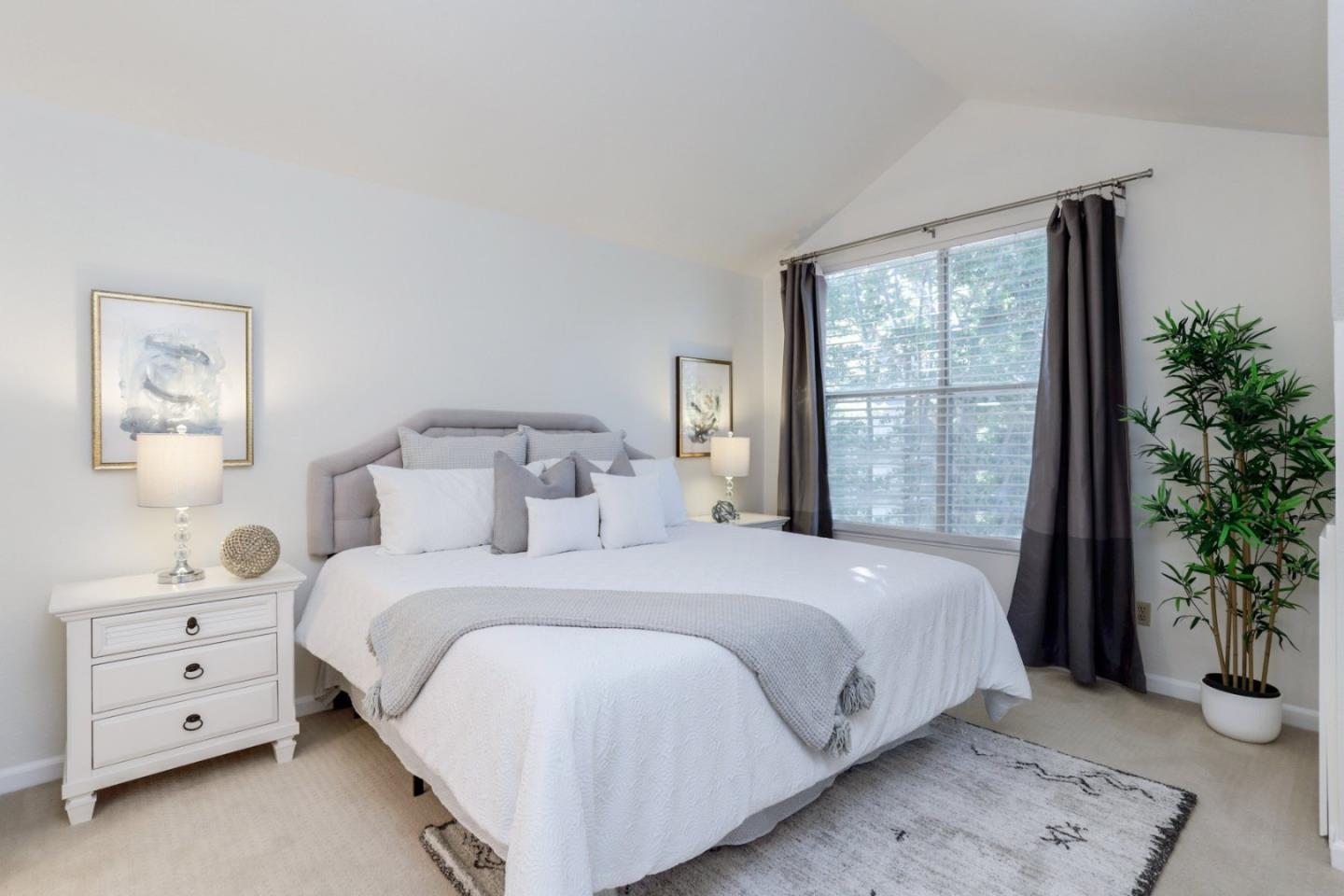 Detail Gallery Image 27 of 38 For 441 Saint Julien Way, Mountain View,  CA 94043 - 2 Beds | 2/1 Baths
