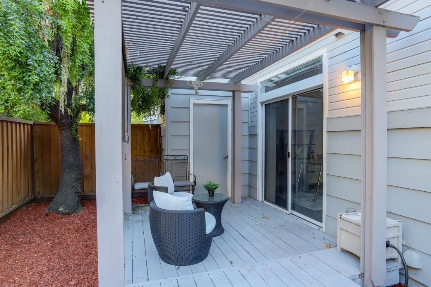 Detail Gallery Image 36 of 38 For 441 Saint Julien Way, Mountain View,  CA 94043 - 2 Beds | 2/1 Baths