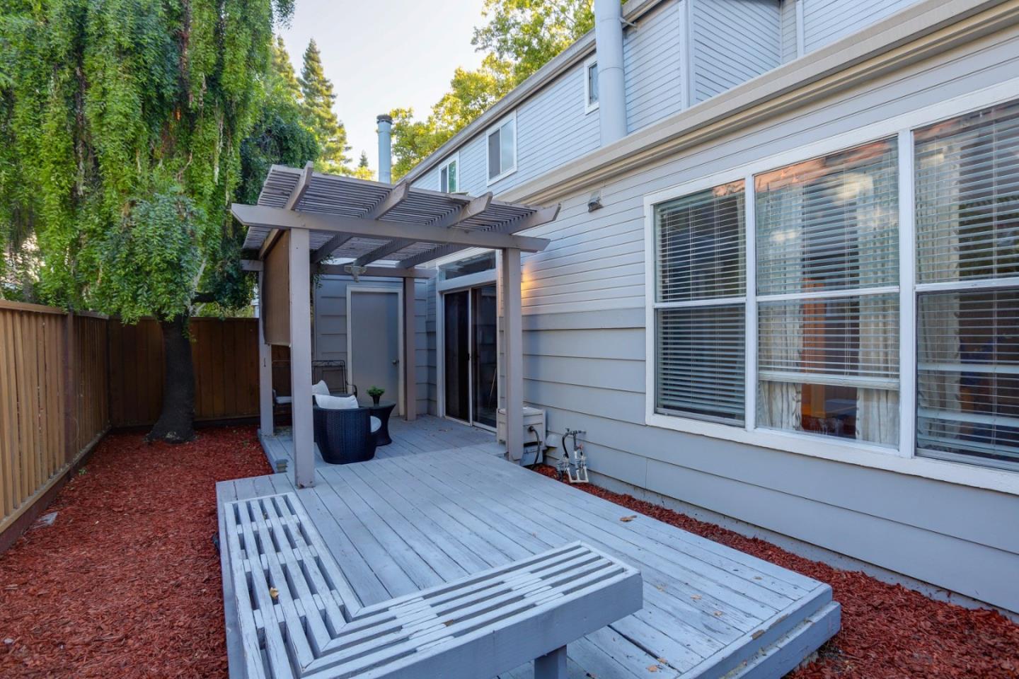 Detail Gallery Image 37 of 38 For 441 Saint Julien Way, Mountain View,  CA 94043 - 2 Beds | 2/1 Baths