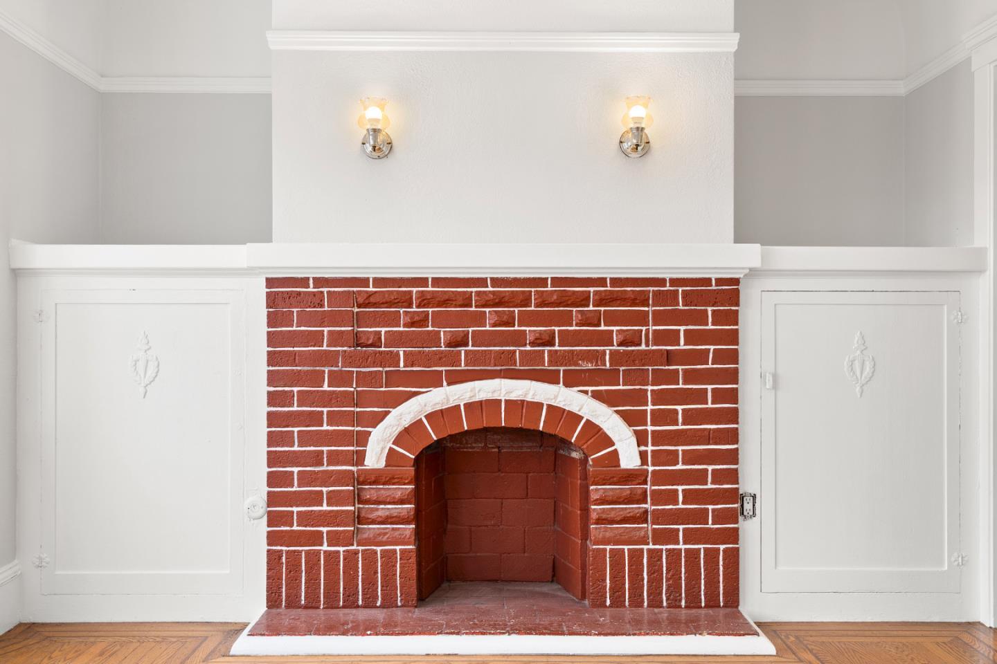 Detail Gallery Image 7 of 45 For 187 Lee Ave, San Francisco,  CA 94112 - 6 Beds | 3 Baths