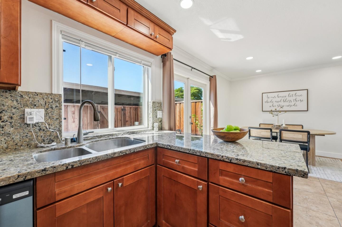 Detail Gallery Image 14 of 30 For 405 Don Carlos Ct, San Jose,  CA 95123 - 3 Beds | 1/1 Baths