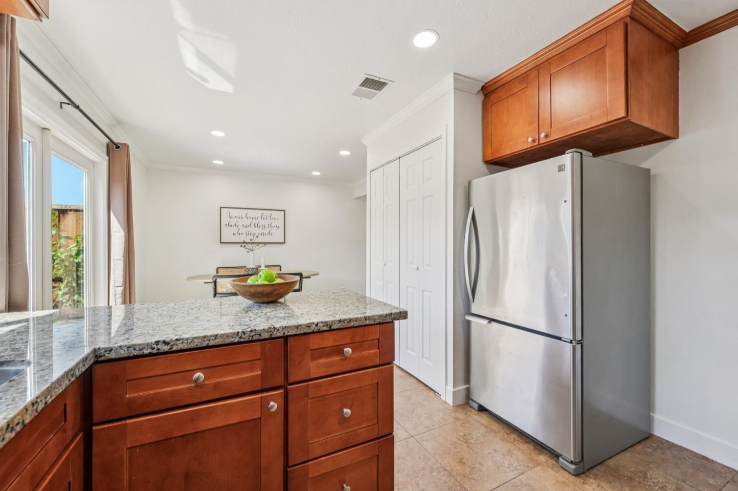 Detail Gallery Image 15 of 30 For 405 Don Carlos Ct, San Jose,  CA 95123 - 3 Beds | 1/1 Baths