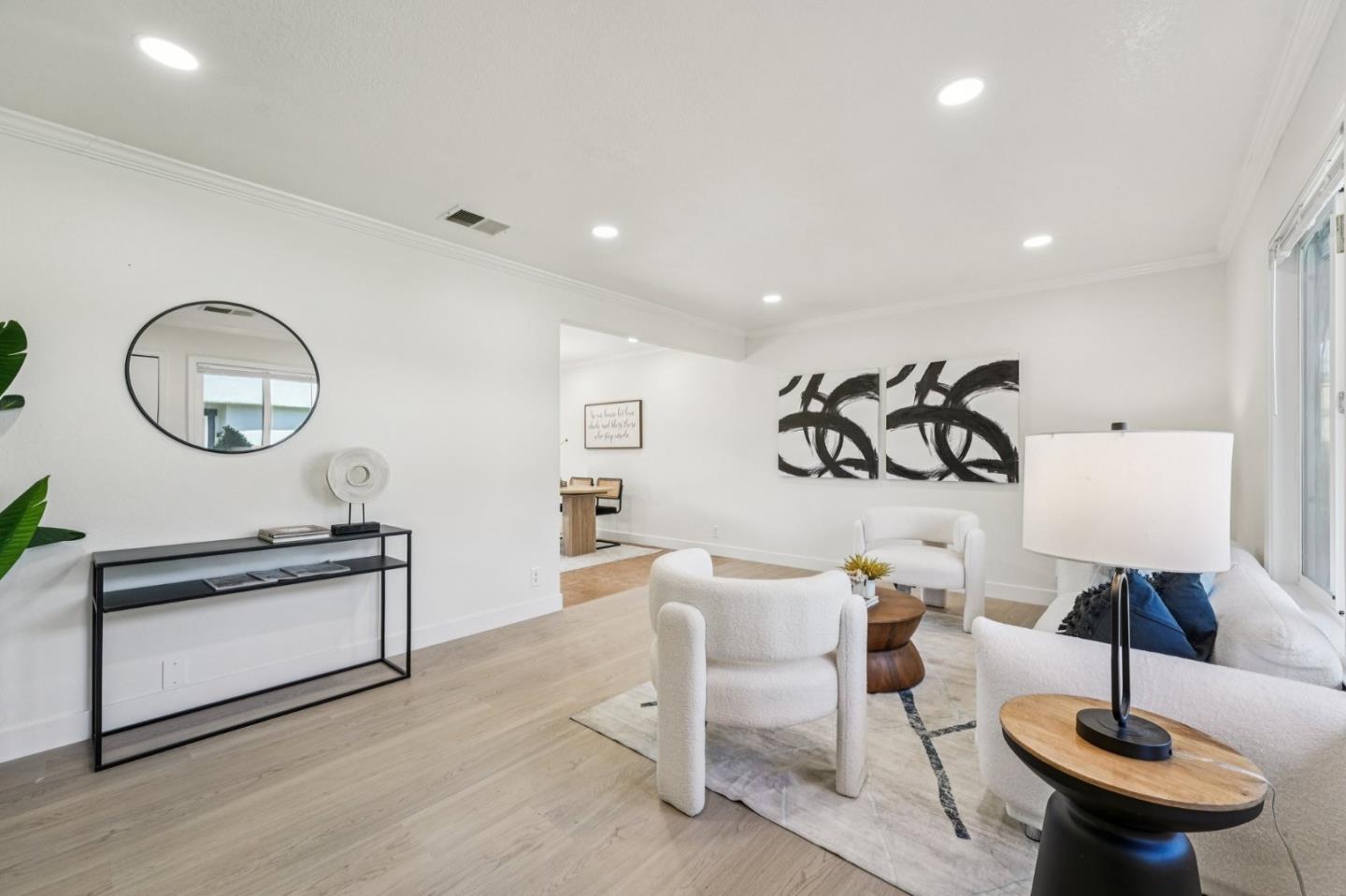 Detail Gallery Image 5 of 30 For 405 Don Carlos Ct, San Jose,  CA 95123 - 3 Beds | 1/1 Baths
