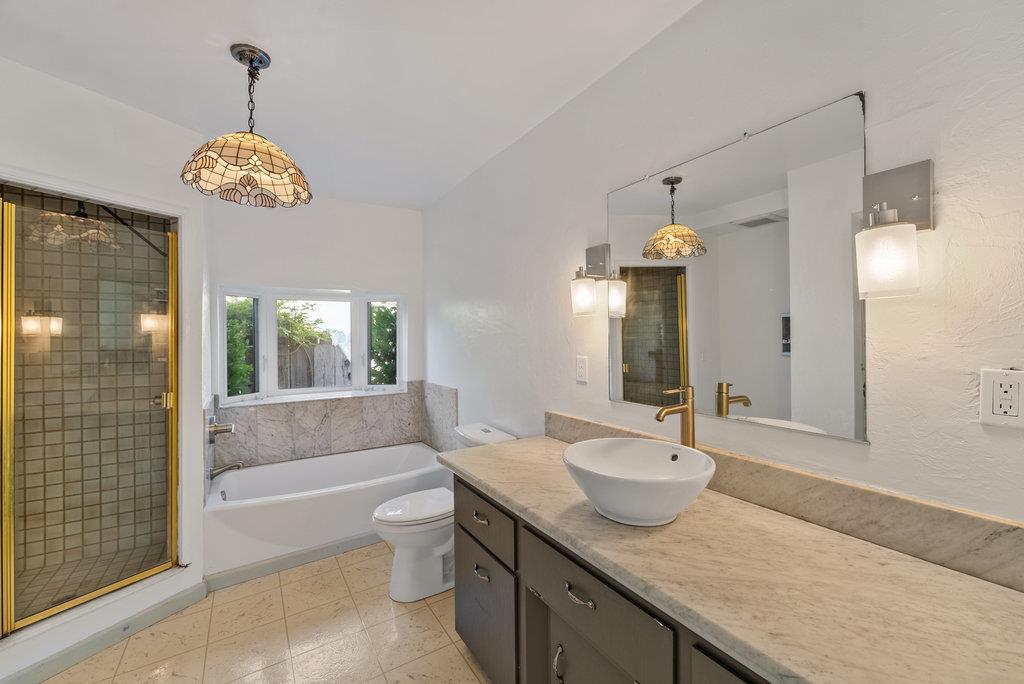 Detail Gallery Image 10 of 36 For 516 Gertrude Ave, Aptos,  CA 95003 - 3 Beds | 2 Baths