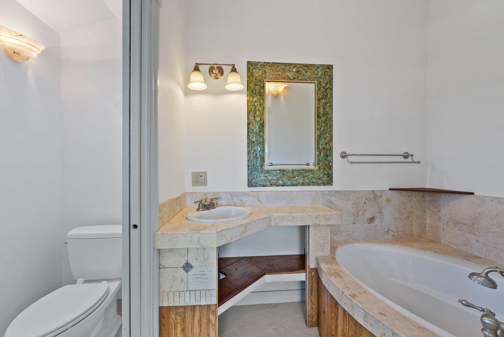 Detail Gallery Image 16 of 36 For 516 Gertrude Ave, Aptos,  CA 95003 - 3 Beds | 2 Baths