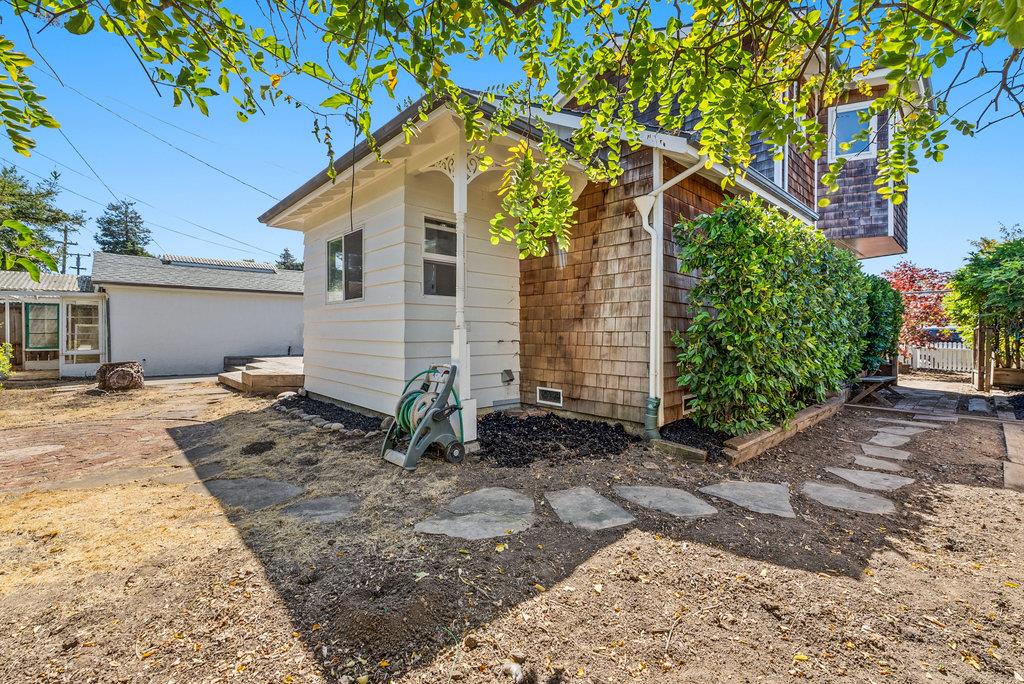 Detail Gallery Image 23 of 36 For 516 Gertrude Ave, Aptos,  CA 95003 - 3 Beds | 2 Baths
