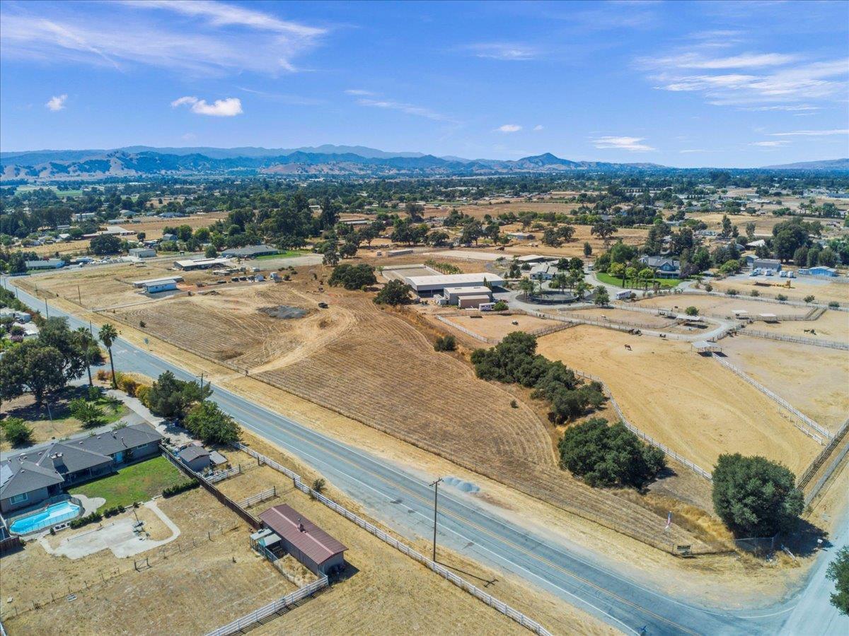 Detail Gallery Image 20 of 32 For 2055 Rucker Ave, Gilroy,  CA 95020 - – Beds | – Baths