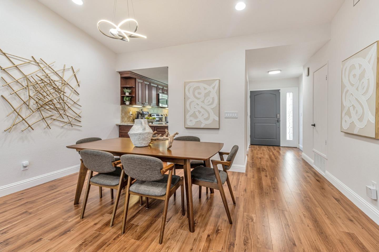 Detail Gallery Image 12 of 32 For 1108 Holly Oak Cir, San Jose,  CA 95120 - 2 Beds | 2 Baths