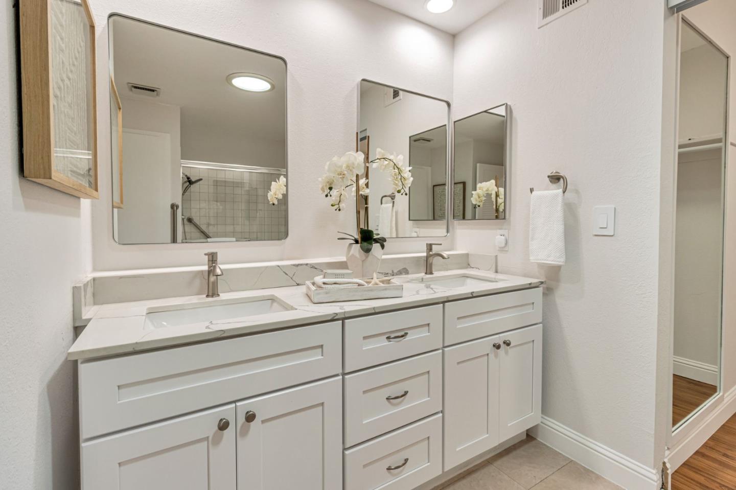 Detail Gallery Image 17 of 32 For 1108 Holly Oak Cir, San Jose,  CA 95120 - 2 Beds | 2 Baths