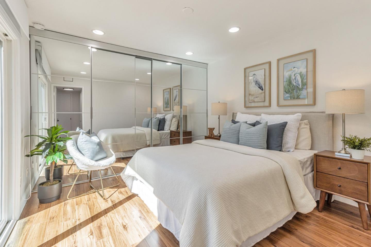 Detail Gallery Image 18 of 32 For 1108 Holly Oak Cir, San Jose,  CA 95120 - 2 Beds | 2 Baths