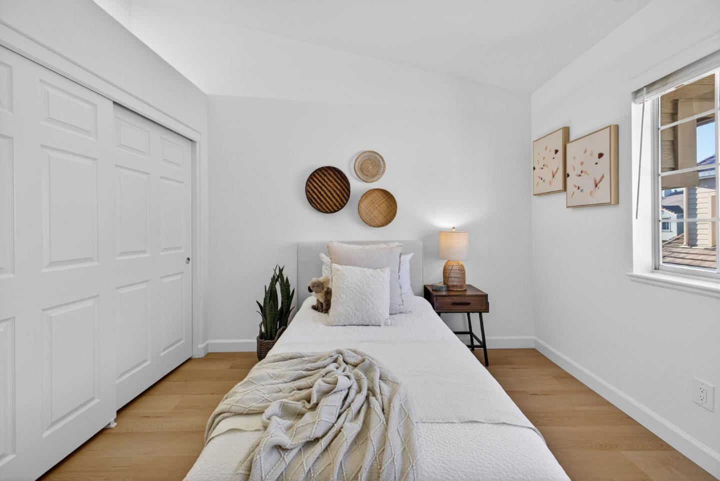 Detail Gallery Image 34 of 63 For 1168 La Rochelle Ter #B,  Sunnyvale,  CA 94089 - 3 Beds | 2/1 Baths