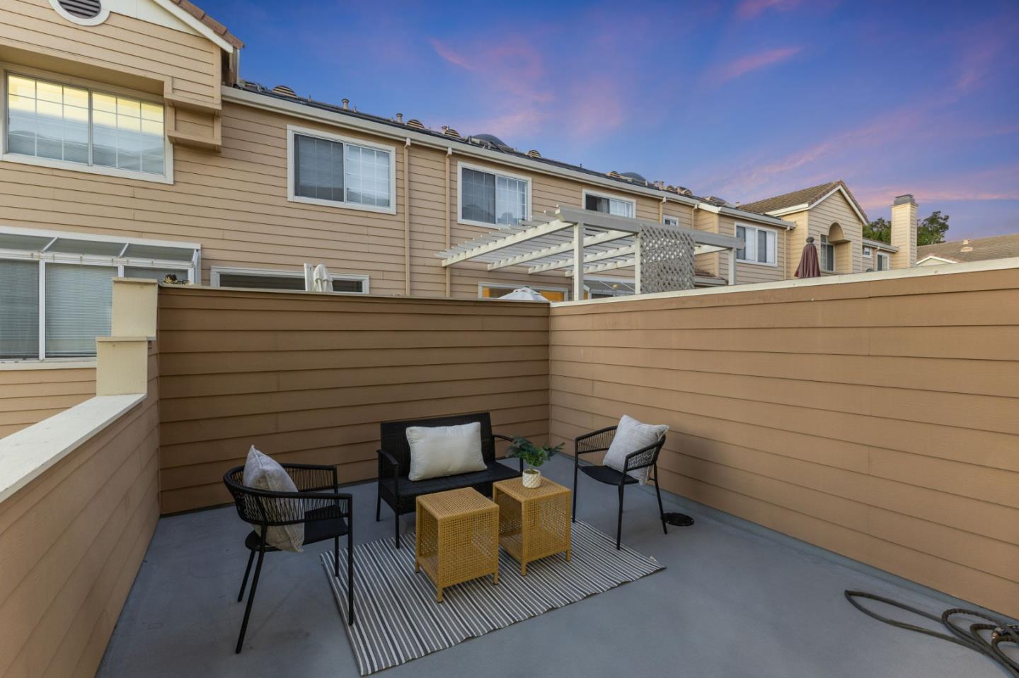 Detail Gallery Image 40 of 63 For 1168 La Rochelle Ter #B,  Sunnyvale,  CA 94089 - 3 Beds | 2/1 Baths