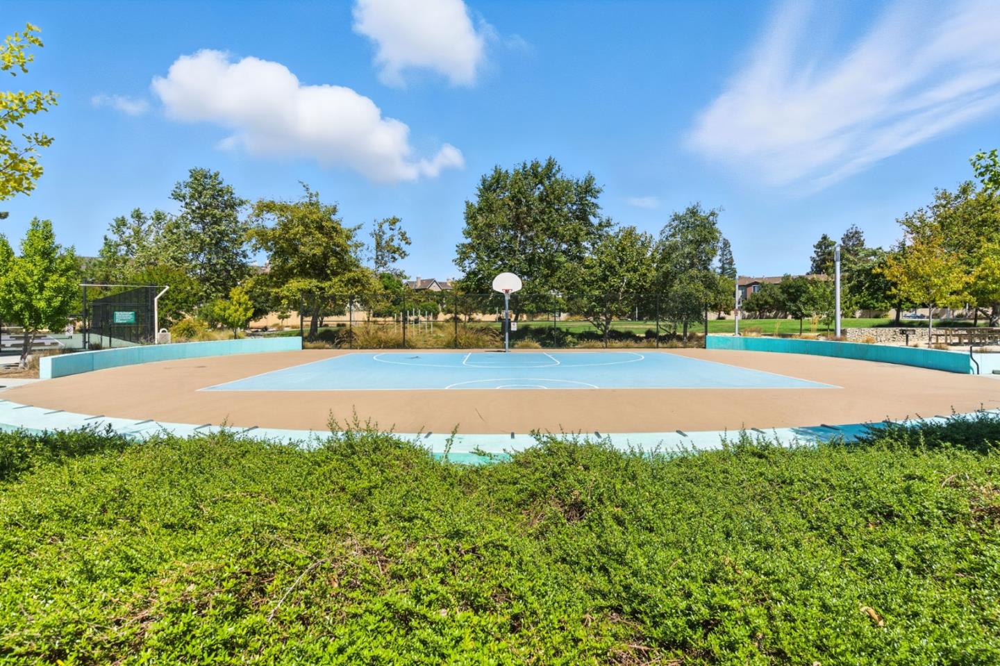 Detail Gallery Image 55 of 63 For 1168 La Rochelle Ter #B,  Sunnyvale,  CA 94089 - 3 Beds | 2/1 Baths