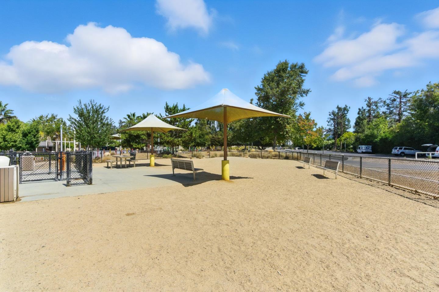 Detail Gallery Image 60 of 63 For 1168 La Rochelle Ter #B,  Sunnyvale,  CA 94089 - 3 Beds | 2/1 Baths
