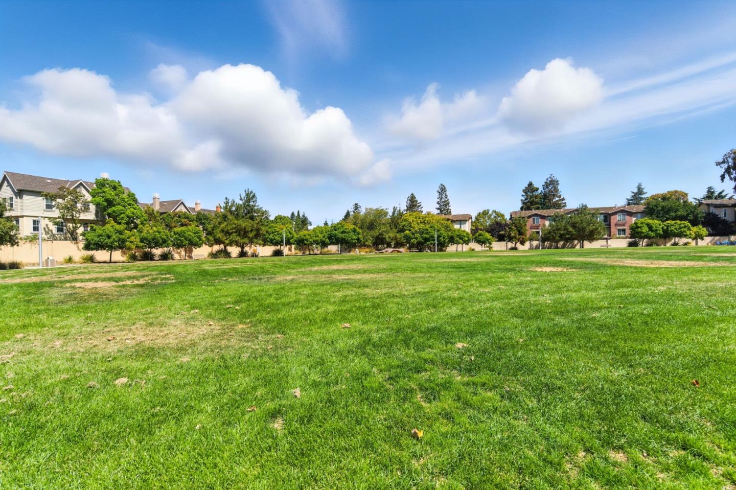 Detail Gallery Image 61 of 63 For 1168 La Rochelle Ter #B,  Sunnyvale,  CA 94089 - 3 Beds | 2/1 Baths