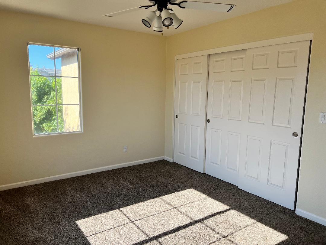 Detail Gallery Image 15 of 22 For 237 Bianco Way, Greenfield,  CA 93927 - 5 Beds | 3 Baths