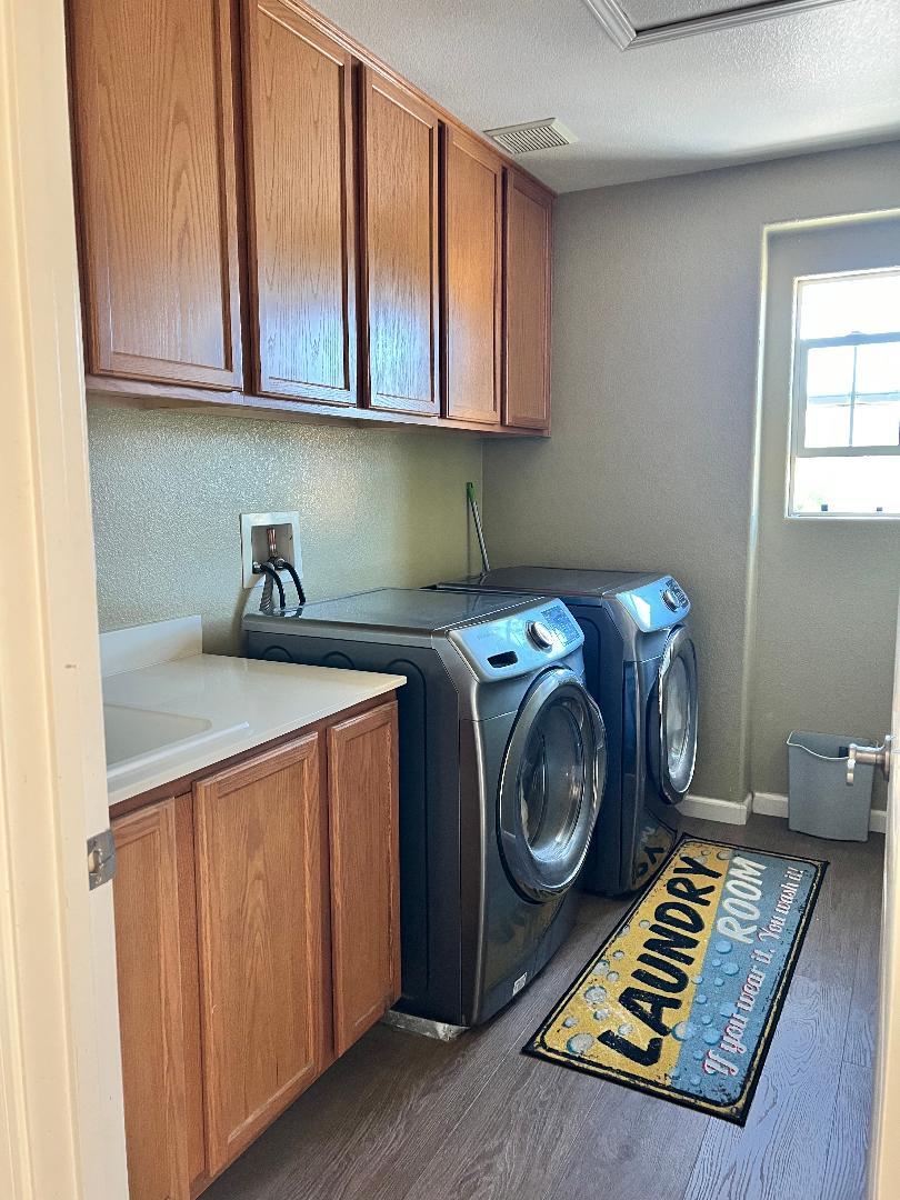 Detail Gallery Image 18 of 22 For 237 Bianco Way, Greenfield,  CA 93927 - 5 Beds | 3 Baths