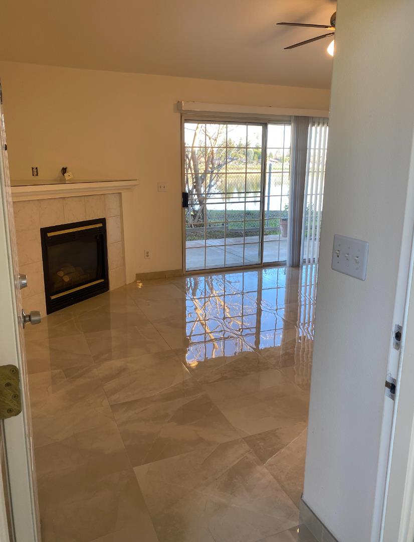 Detail Gallery Image 14 of 37 For 1542 N Alluvial Ave #128,  Fresno,  CA 93720 - 3 Beds | 2 Baths