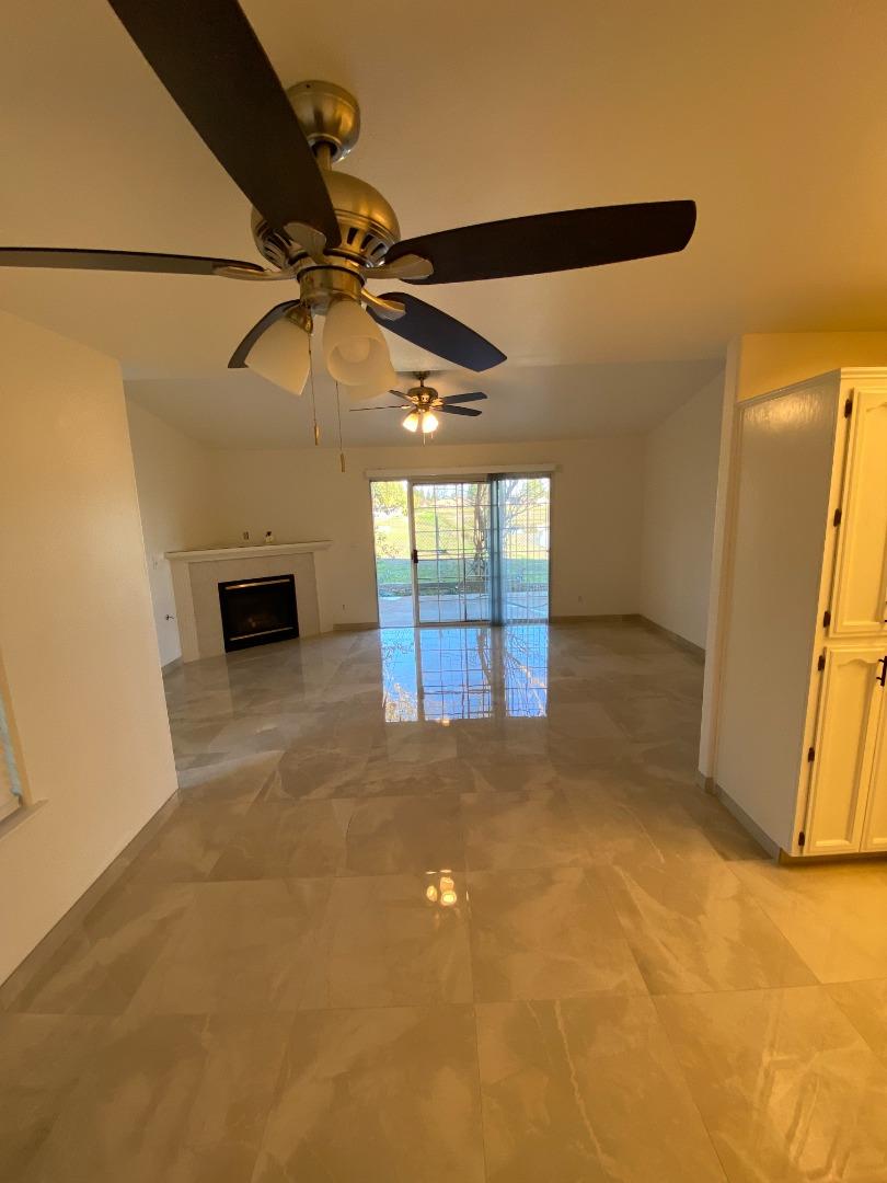 Detail Gallery Image 17 of 37 For 1542 N Alluvial Ave #128,  Fresno,  CA 93720 - 3 Beds | 2 Baths