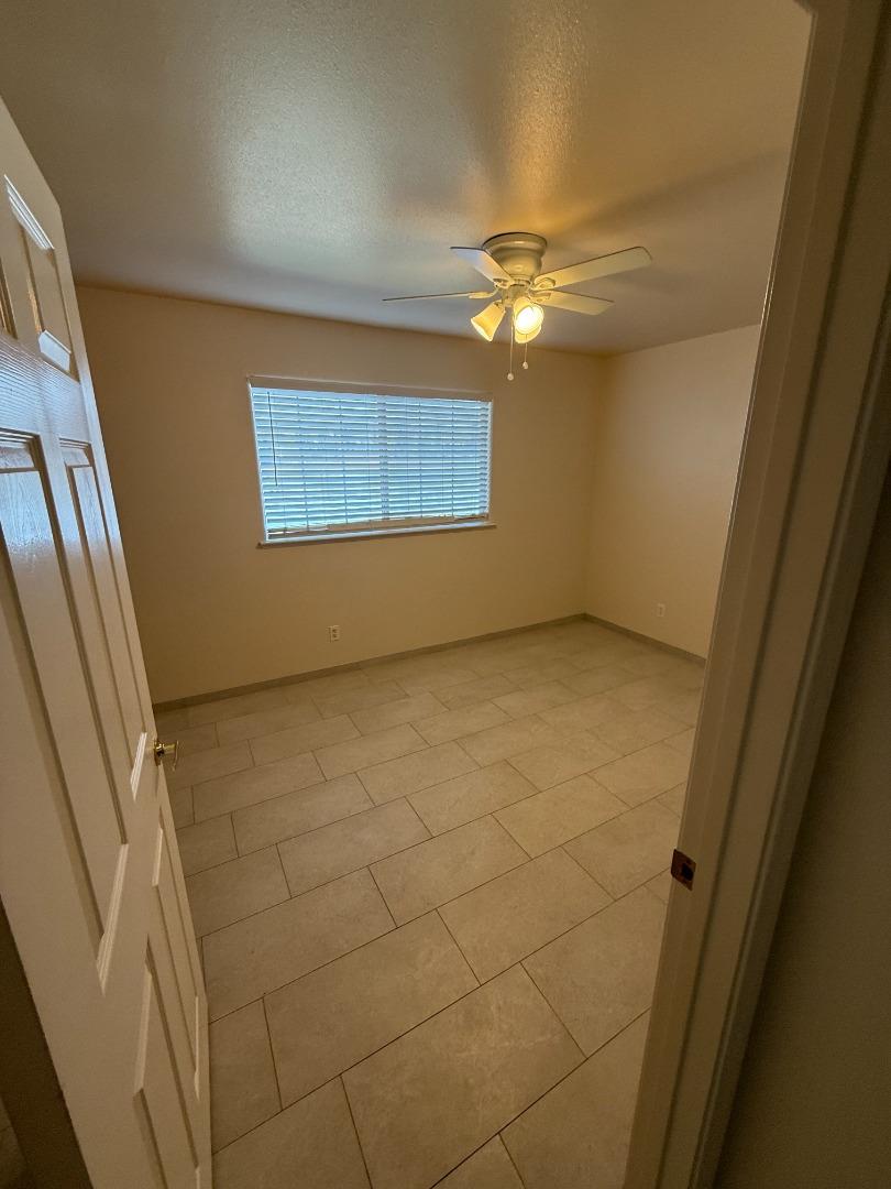 Detail Gallery Image 28 of 37 For 1542 N Alluvial Ave #128,  Fresno,  CA 93720 - 3 Beds | 2 Baths