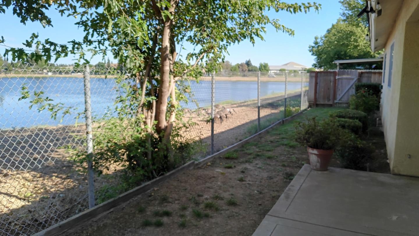 Detail Gallery Image 36 of 37 For 1542 N Alluvial Ave #128,  Fresno,  CA 93720 - 3 Beds | 2 Baths