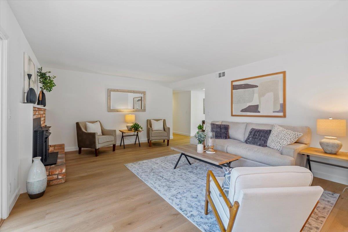Detail Gallery Image 15 of 42 For 119 Belcrest Dr, Los Gatos,  CA 95032 - 4 Beds | 2 Baths