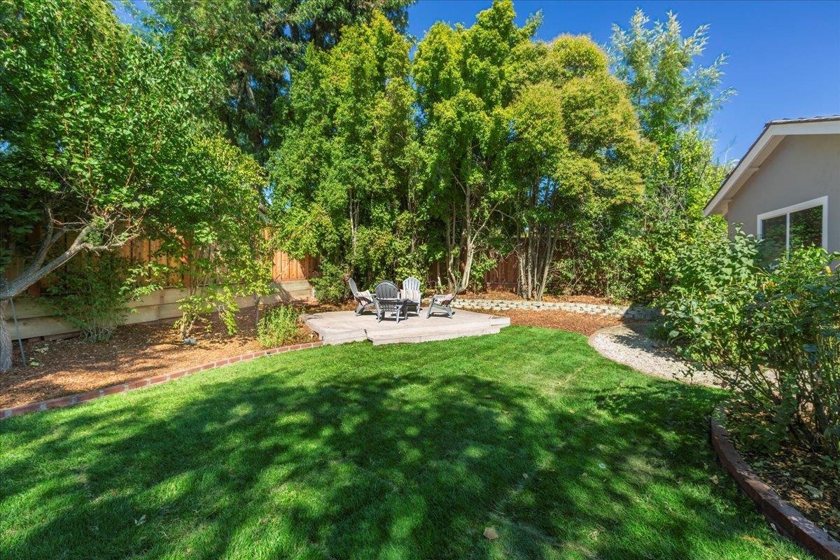 Detail Gallery Image 25 of 42 For 119 Belcrest Dr, Los Gatos,  CA 95032 - 4 Beds | 2 Baths