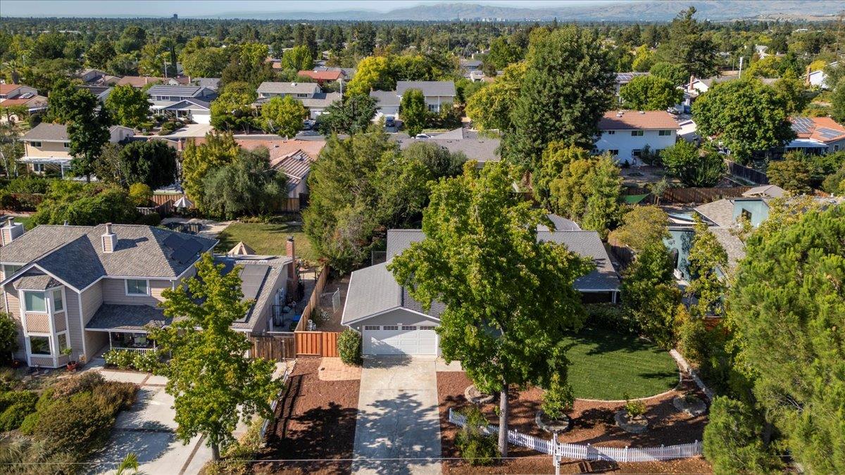 Detail Gallery Image 35 of 42 For 119 Belcrest Dr, Los Gatos,  CA 95032 - 4 Beds | 2 Baths