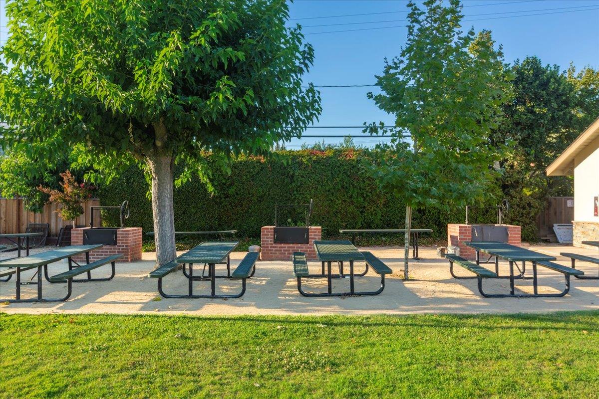 Detail Gallery Image 40 of 42 For 119 Belcrest Dr, Los Gatos,  CA 95032 - 4 Beds | 2 Baths