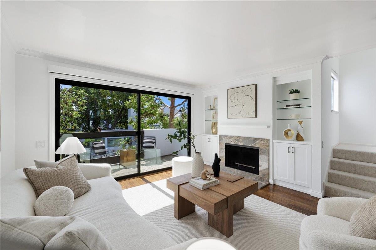 Detail Gallery Image 3 of 68 For 617 Portofino Ln, Foster City,  CA 94404 - 2 Beds | 2/1 Baths