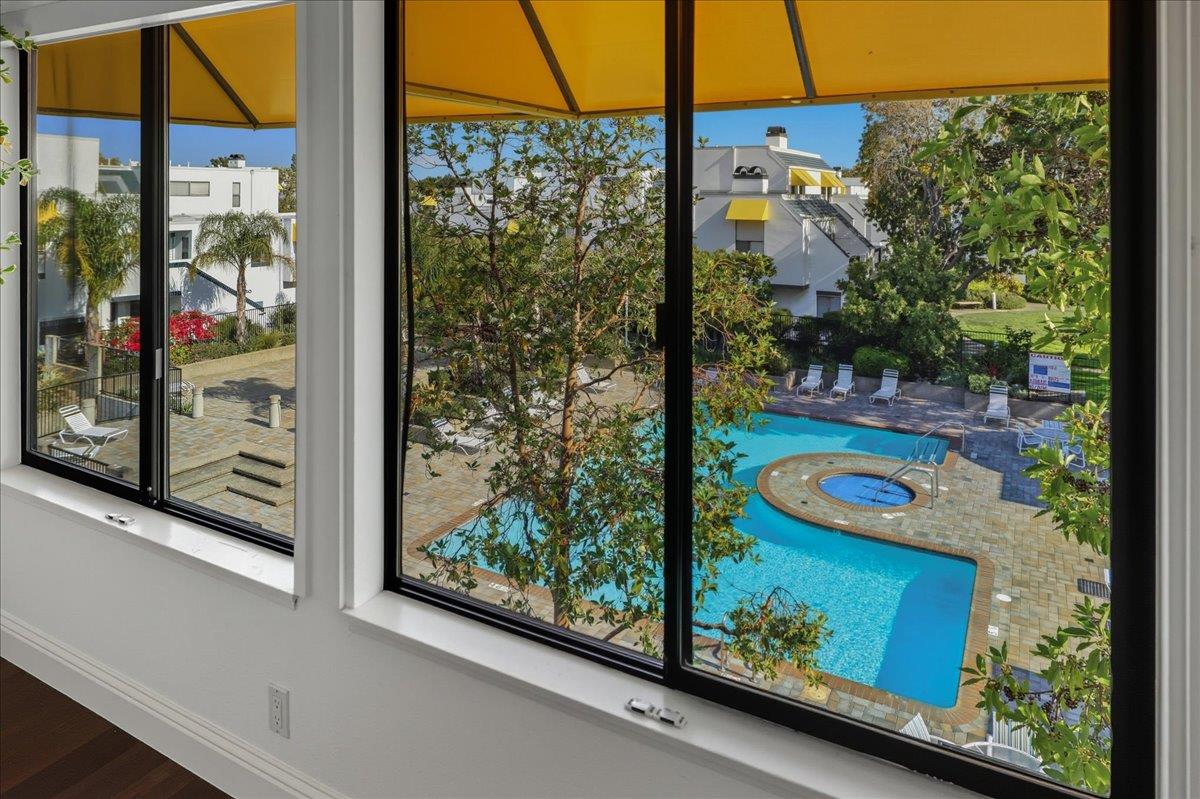 Detail Gallery Image 35 of 68 For 617 Portofino Ln, Foster City,  CA 94404 - 2 Beds | 2/1 Baths