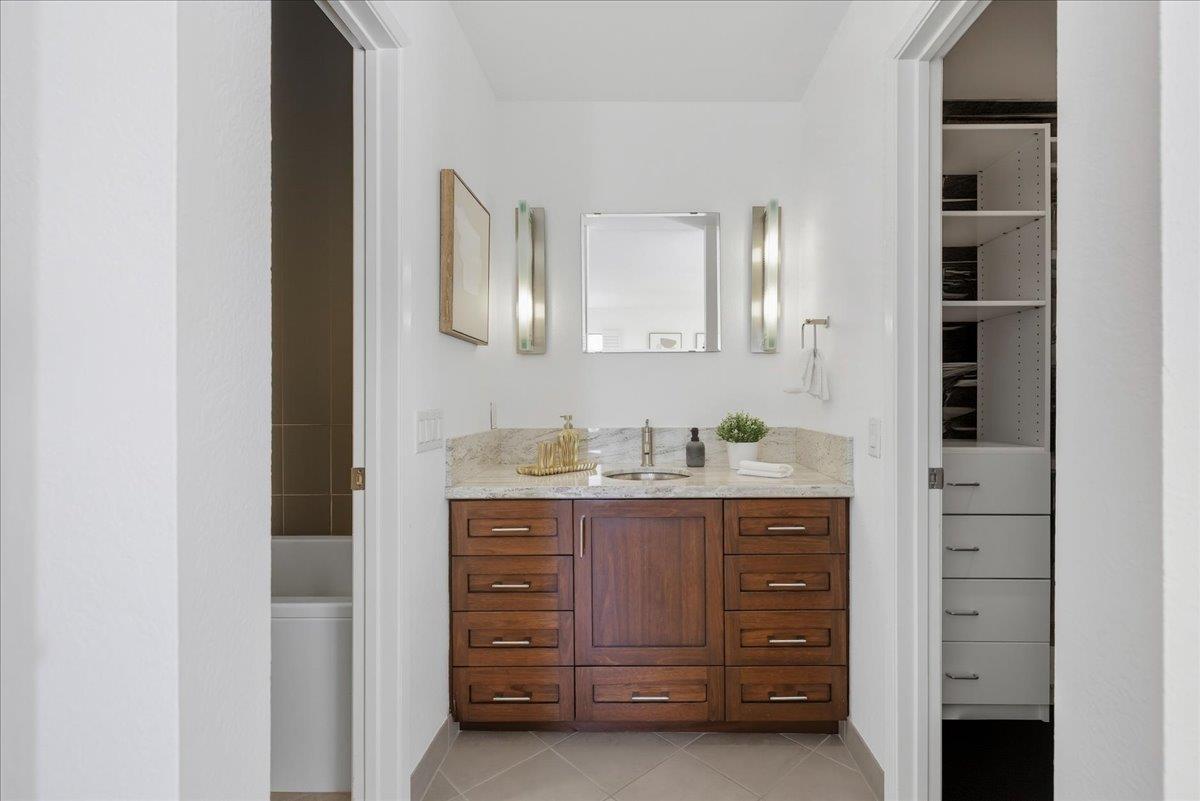 Detail Gallery Image 39 of 68 For 617 Portofino Ln, Foster City,  CA 94404 - 2 Beds | 2/1 Baths