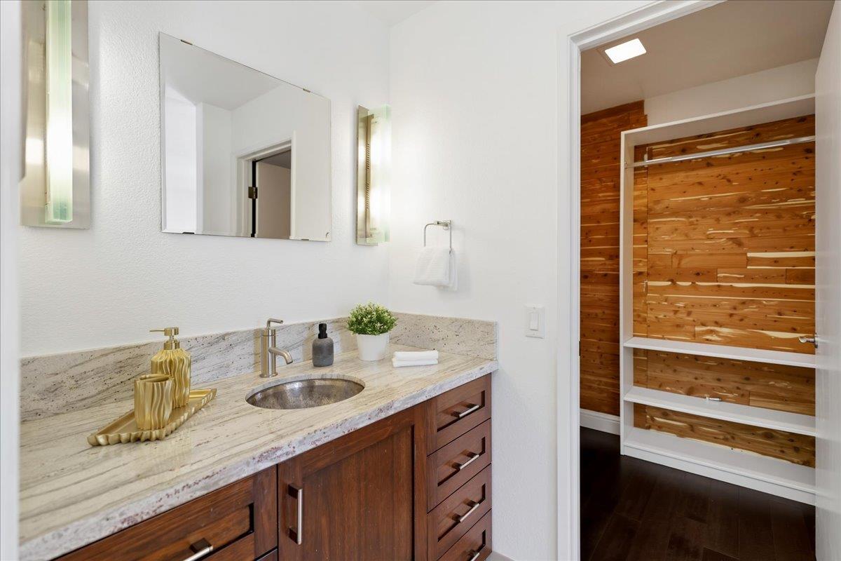 Detail Gallery Image 42 of 68 For 617 Portofino Ln, Foster City,  CA 94404 - 2 Beds | 2/1 Baths