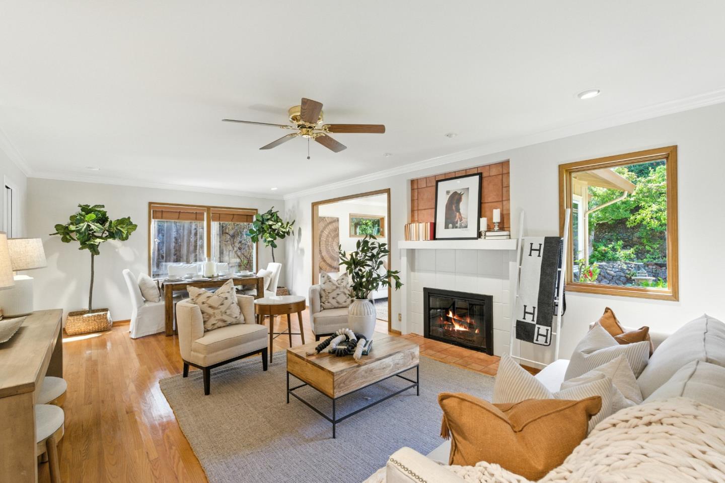 Detail Gallery Image 11 of 69 For 1627 El Verano Way, Belmont,  CA 94002 - 3 Beds | 2 Baths