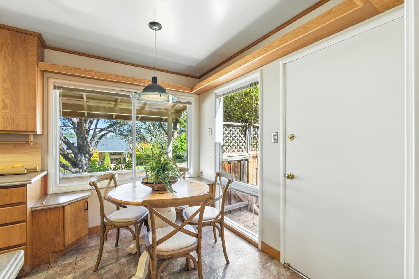 Detail Gallery Image 19 of 69 For 1627 El Verano Way, Belmont,  CA 94002 - 3 Beds | 2 Baths