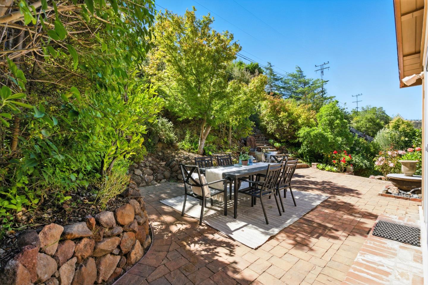 Detail Gallery Image 48 of 69 For 1627 El Verano Way, Belmont,  CA 94002 - 3 Beds | 2 Baths