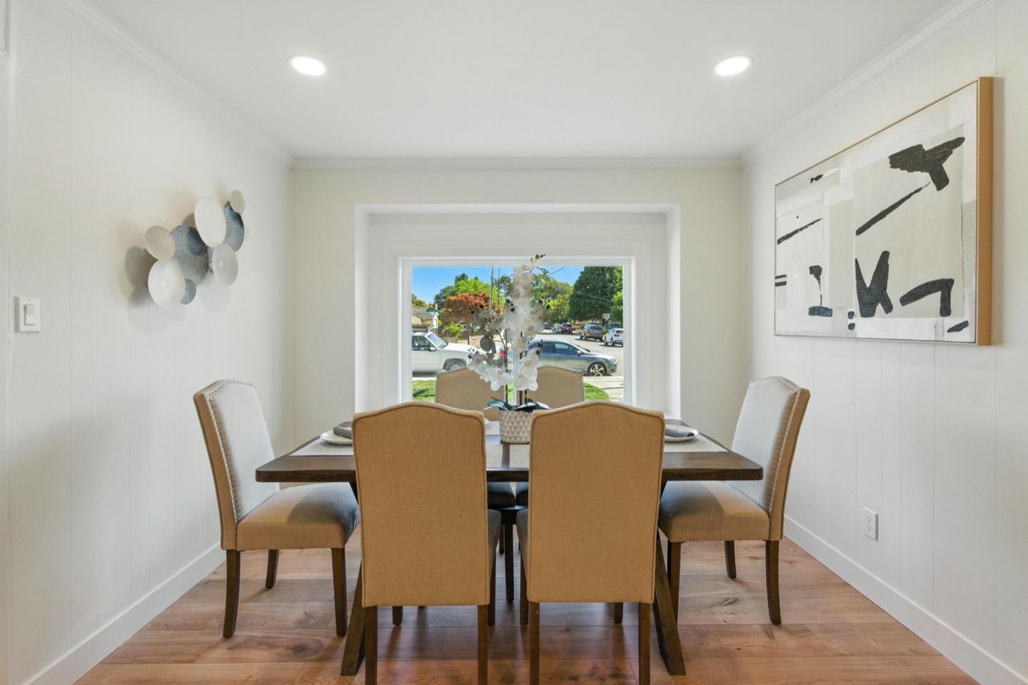 Detail Gallery Image 9 of 33 For 241 E Taylor, Sunnyvale,  CA 94085 - 3 Beds | 2 Baths
