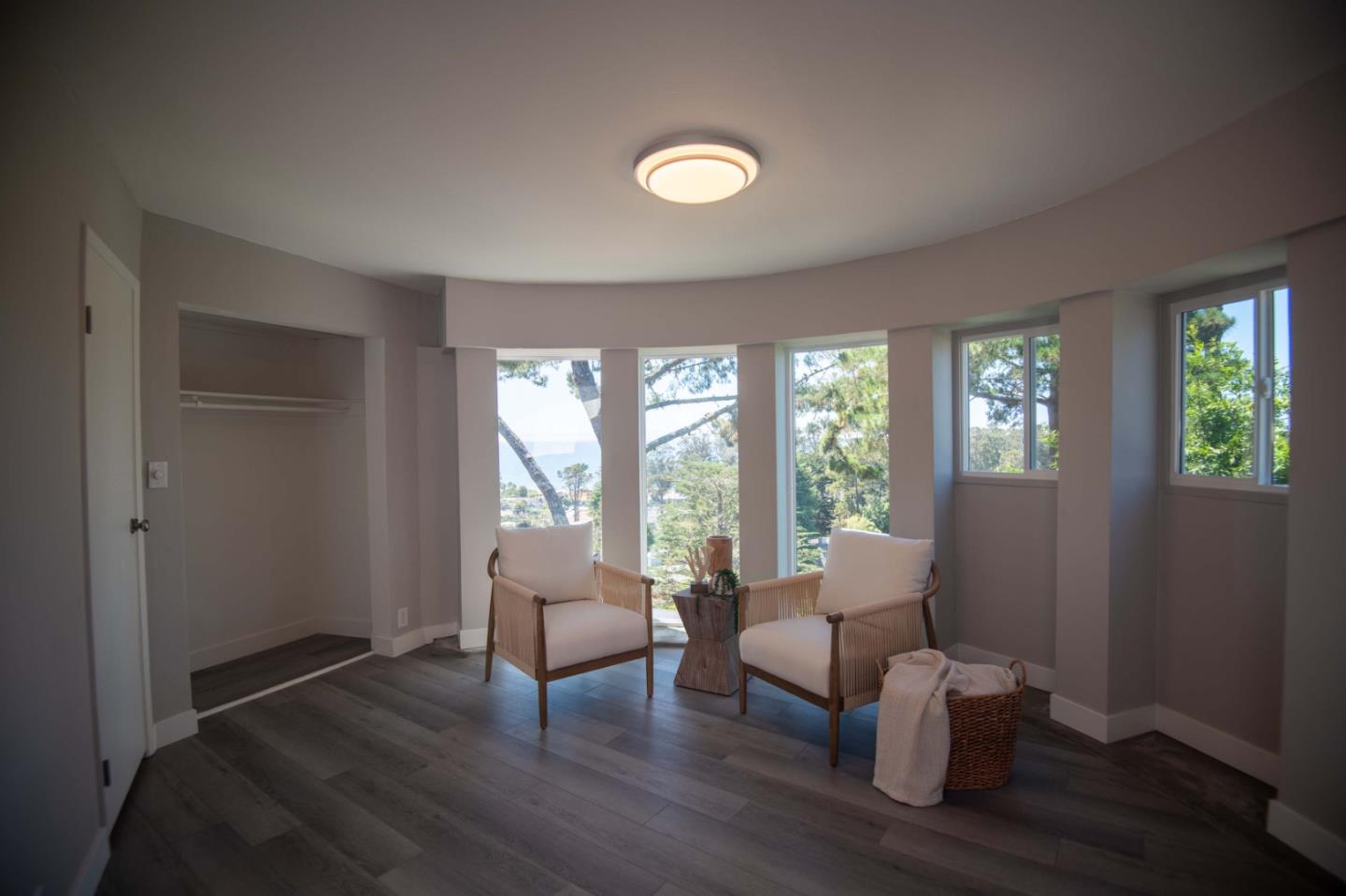 Detail Gallery Image 18 of 83 For 970 Columbus St, El Granada,  CA 94018 - 3 Beds | 2 Baths
