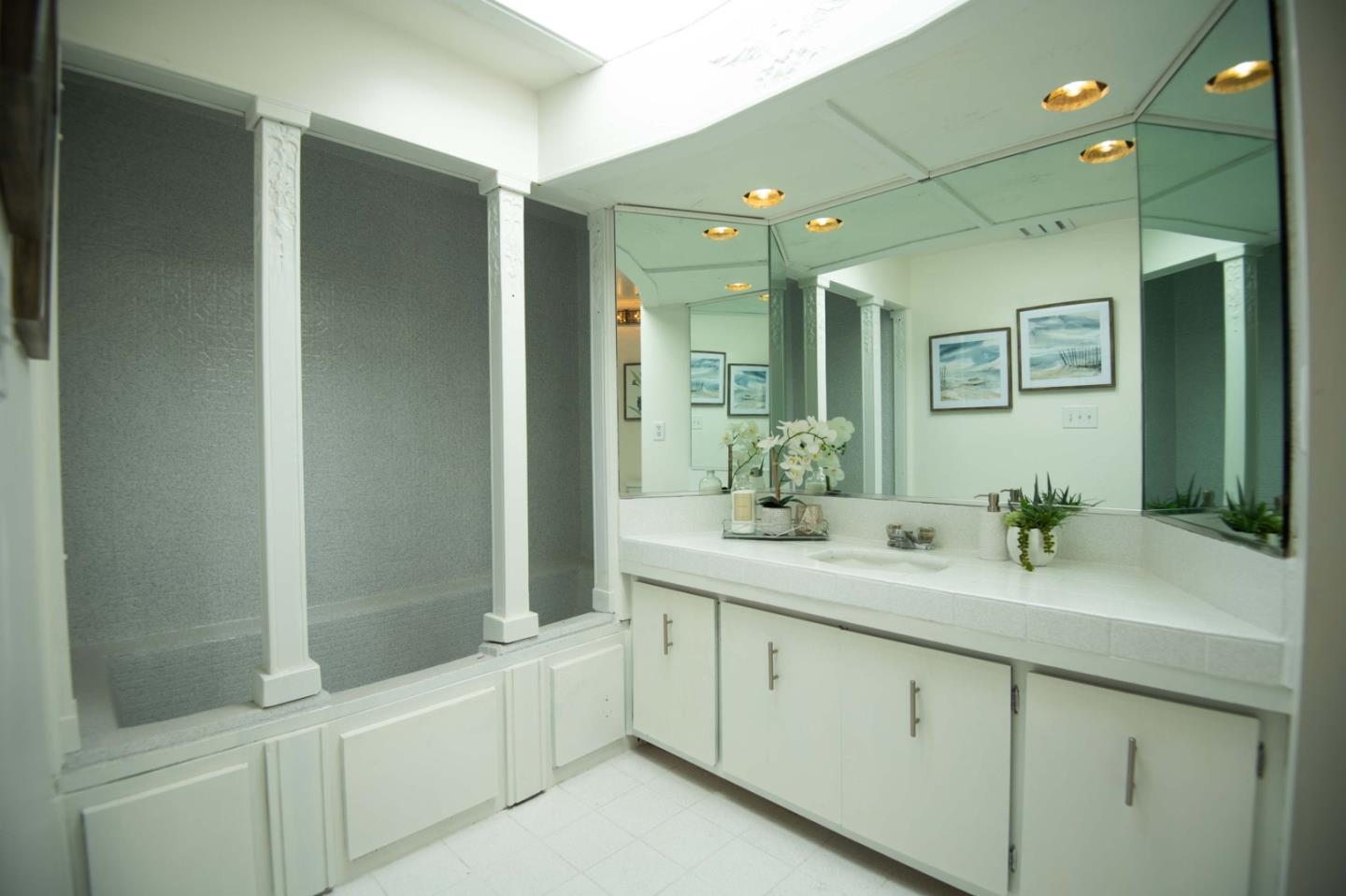 Detail Gallery Image 22 of 83 For 970 Columbus St, El Granada,  CA 94018 - 3 Beds | 2 Baths