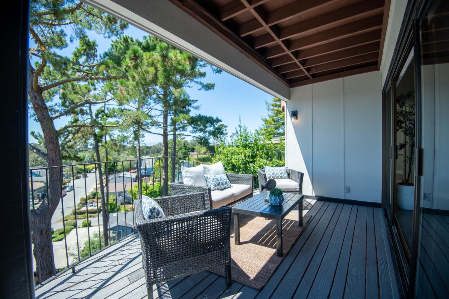 Detail Gallery Image 39 of 83 For 970 Columbus St, El Granada,  CA 94018 - 3 Beds | 2 Baths