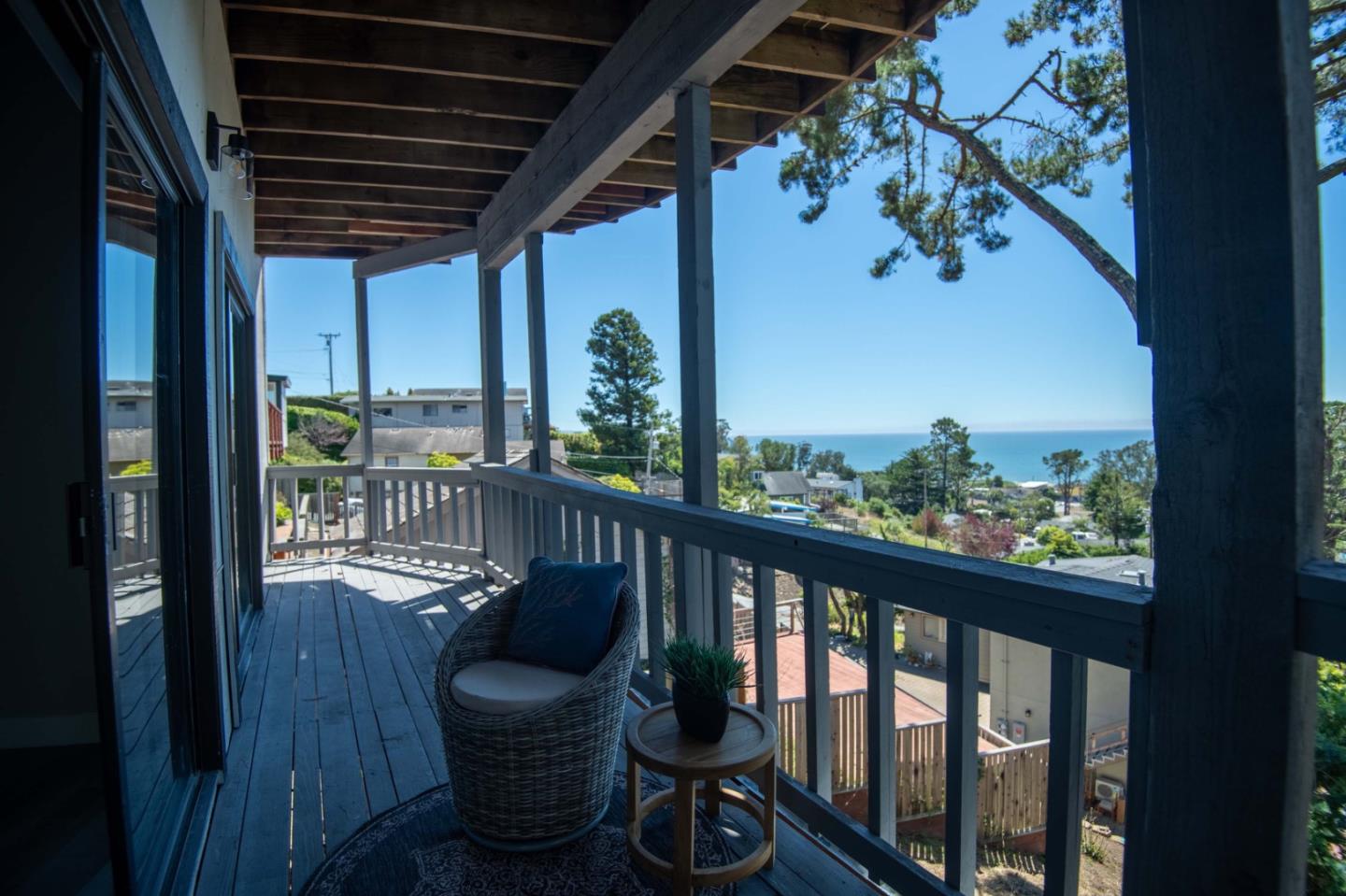 Detail Gallery Image 49 of 83 For 970 Columbus St, El Granada,  CA 94018 - 3 Beds | 2 Baths