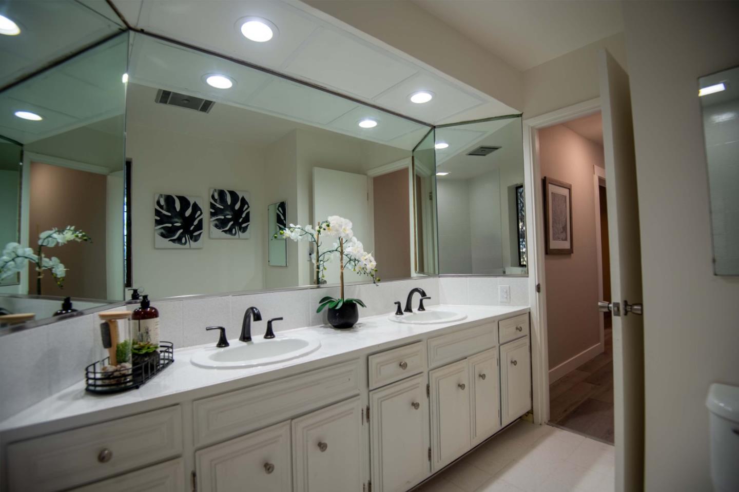 Detail Gallery Image 65 of 83 For 970 Columbus St, El Granada,  CA 94018 - 3 Beds | 2 Baths