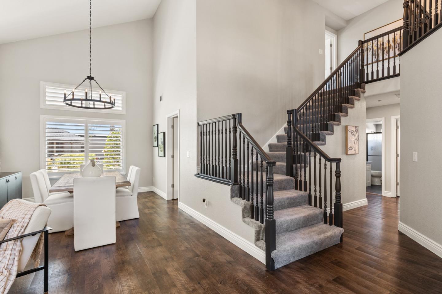 Detail Gallery Image 15 of 39 For 523 Summertree Dr, Livermore,  CA 94551 - 4 Beds | 3 Baths